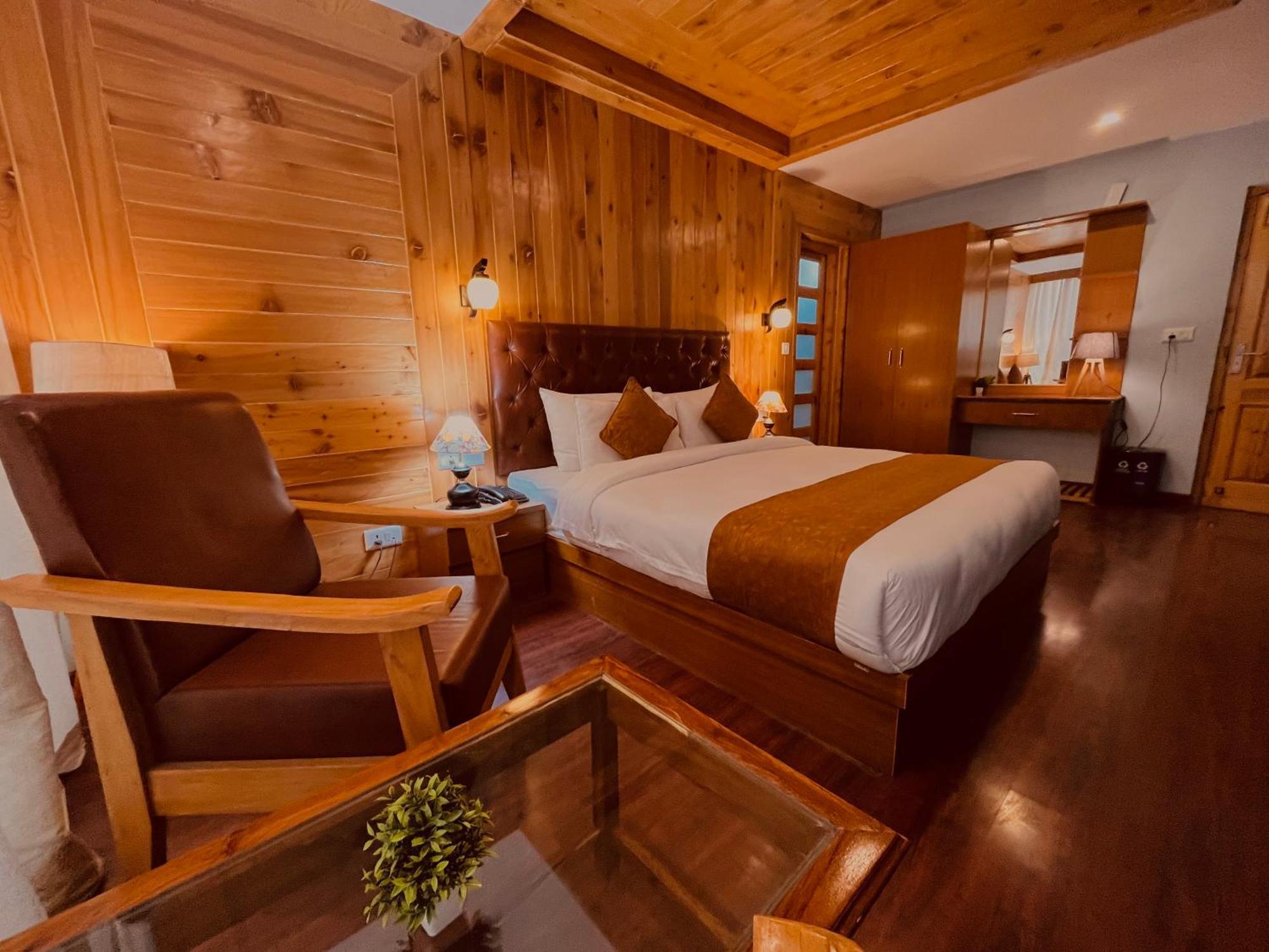 Vista Resort, Manali - ! Near Mall Road !! Hot & Cold Ac Rooms !! Best Selling !! Big Parking !! Luxury Collection !! Open Terrace !! Lift !! Playing Zone !! Property Of The Year ! Kültér fotó