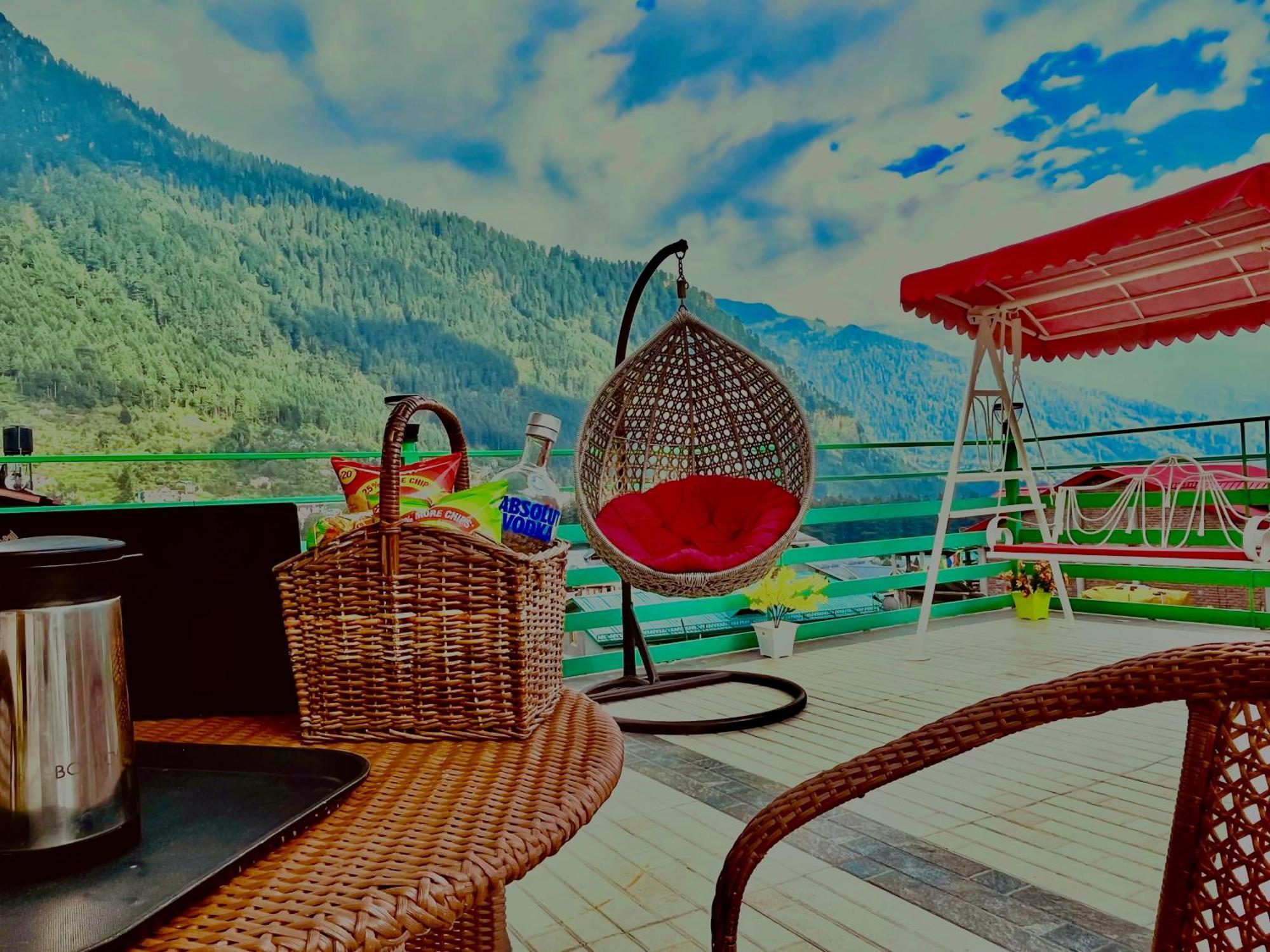 Vista Resort, Manali - ! Near Mall Road !! Hot & Cold Ac Rooms !! Best Selling !! Big Parking !! Luxury Collection !! Open Terrace !! Lift !! Playing Zone !! Property Of The Year ! Kültér fotó