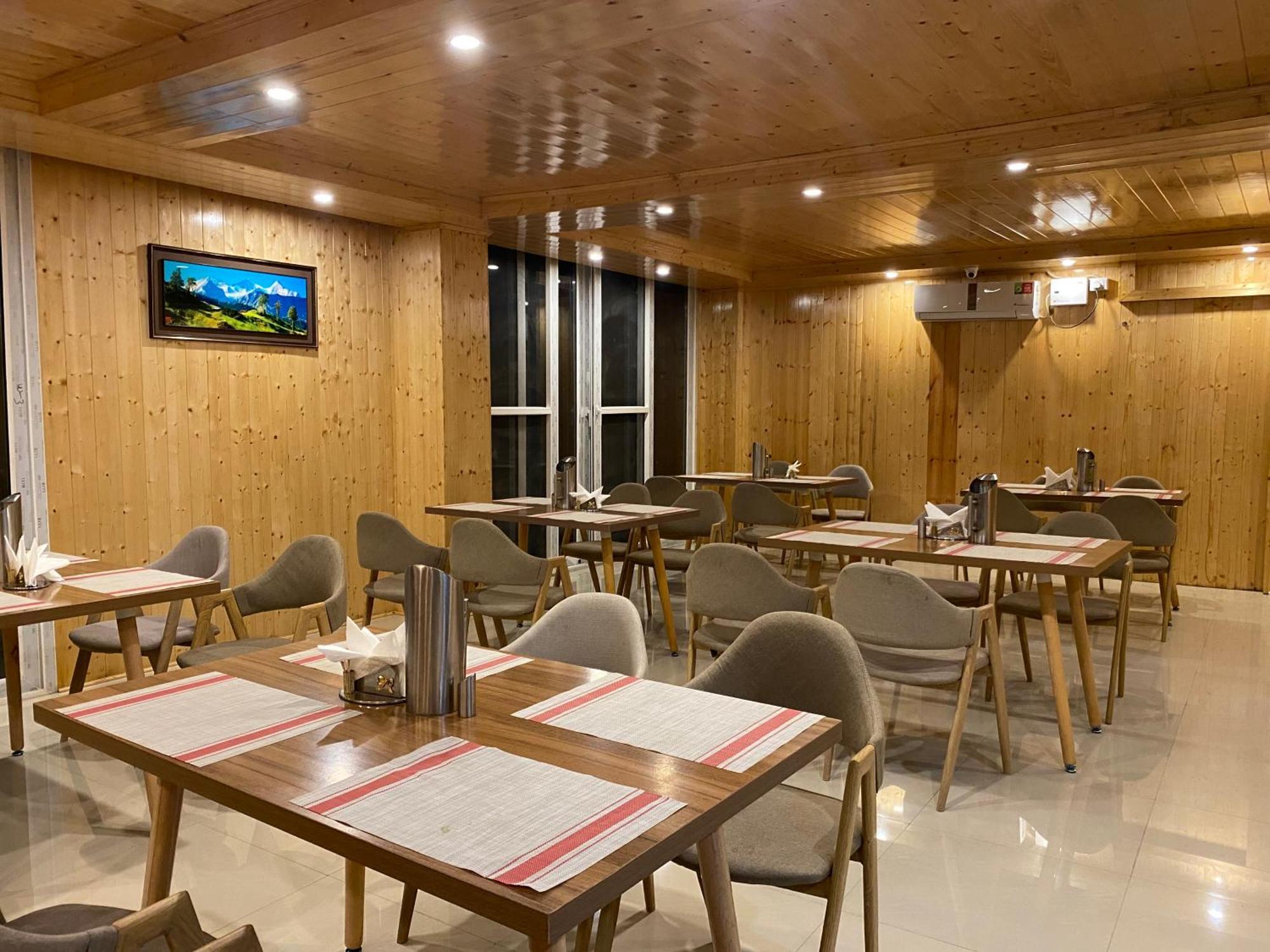 Vista Resort, Manali - ! Near Mall Road !! Hot & Cold Ac Rooms !! Best Selling !! Big Parking !! Luxury Collection !! Open Terrace !! Lift !! Playing Zone !! Property Of The Year ! Kültér fotó